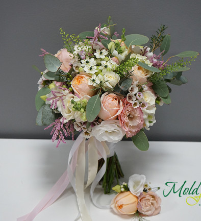 Bridal bouquet with pink roses, eustoma, and eucalyptus + boutonniere photo 394x433